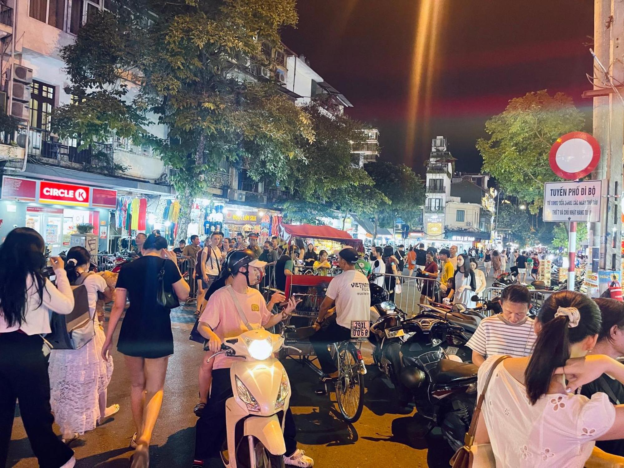 Happy Old House 1738 Apartment Hanoi Exterior photo
